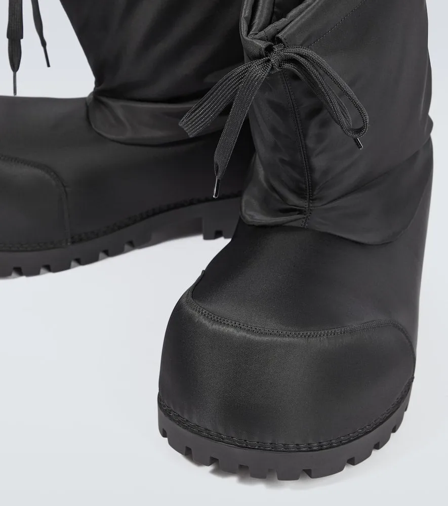 Balenciaga Alaska Low snow boots