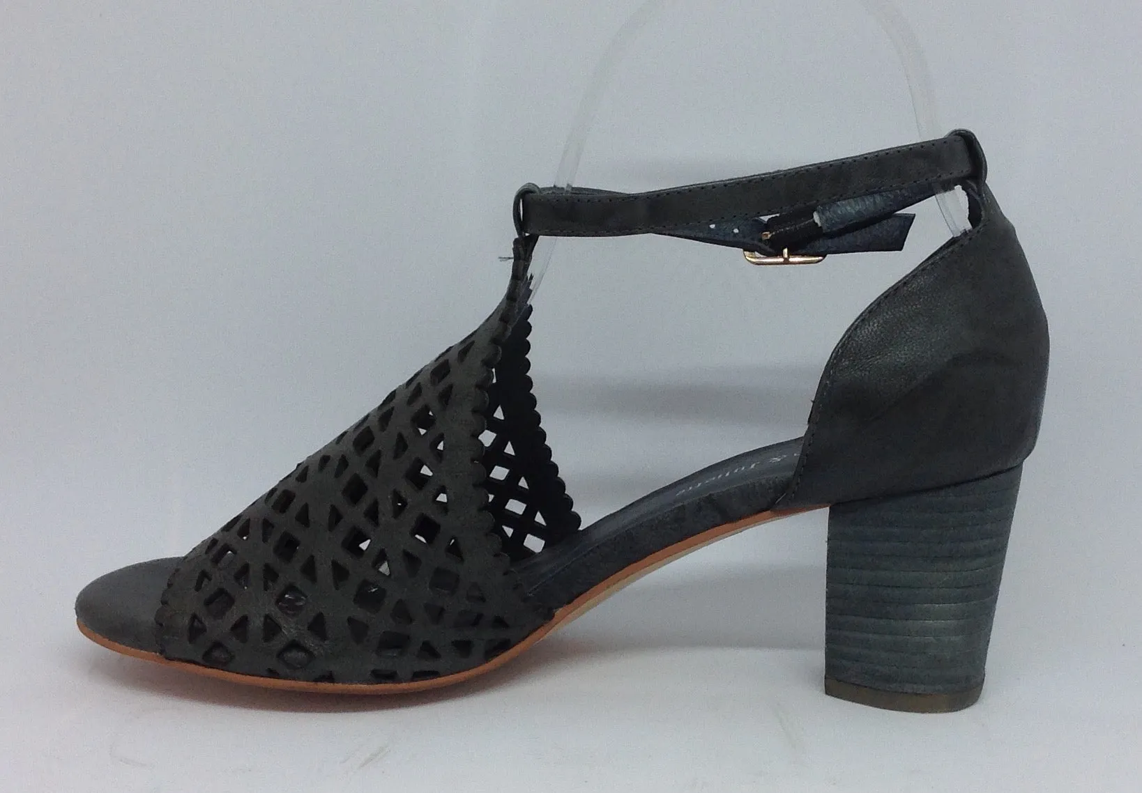Django & Juliette Cavila ~ Teal ~ Black ~ Tan ~ Leather Heel
