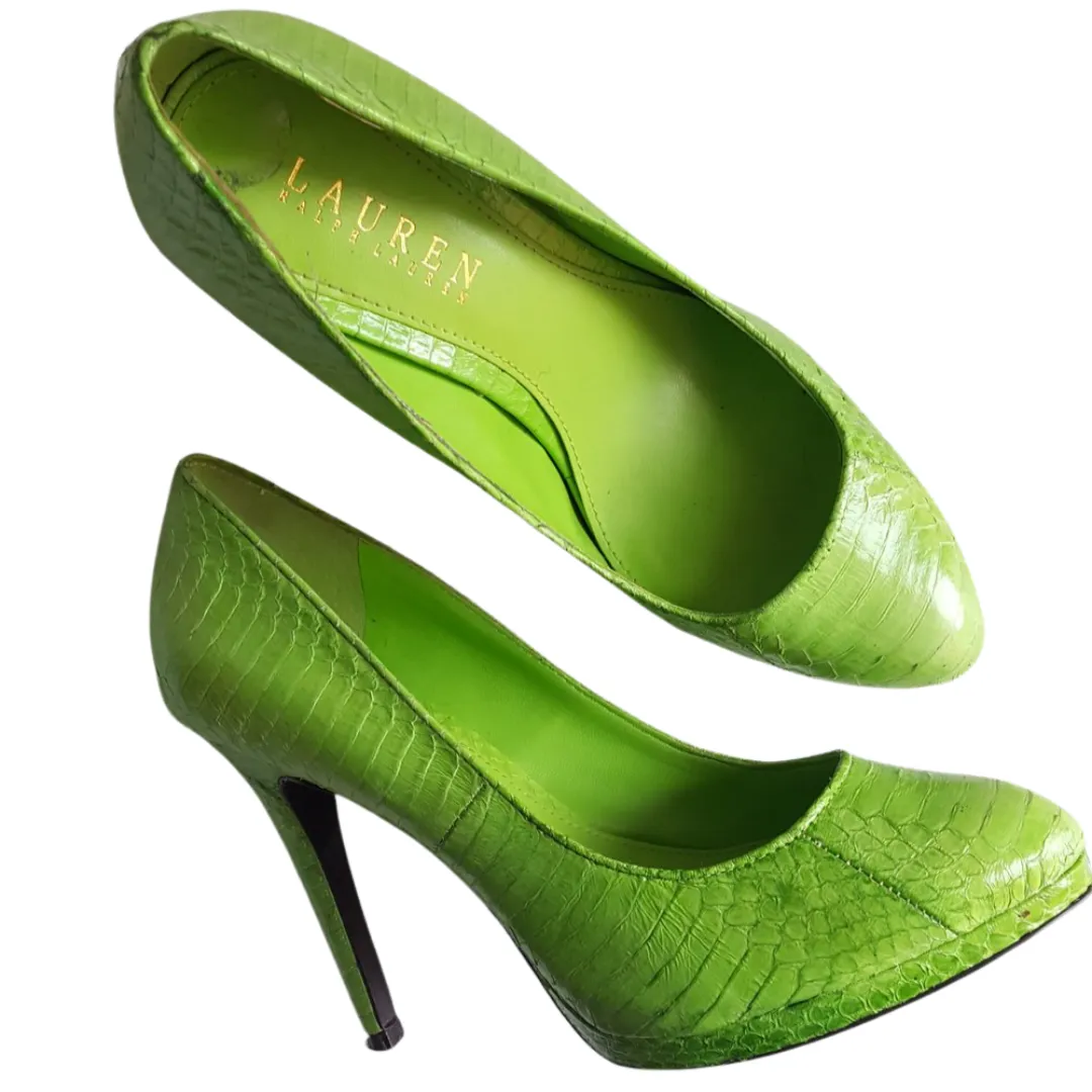 Lauren Ralph Lauren Snake Skin Pumps size 6 1/2 B