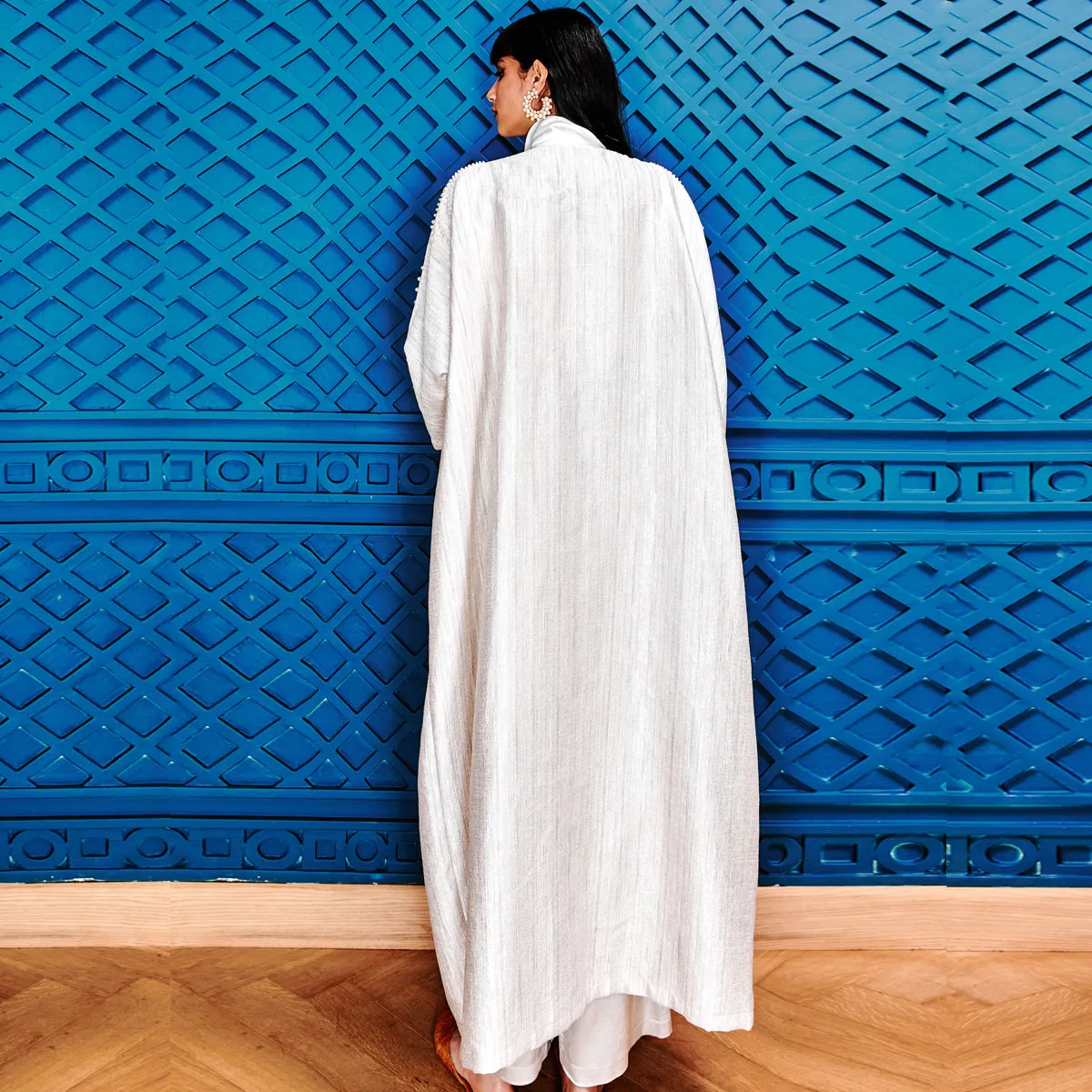 SWIRLS OF PEARLS ON SUGAR ABAYA